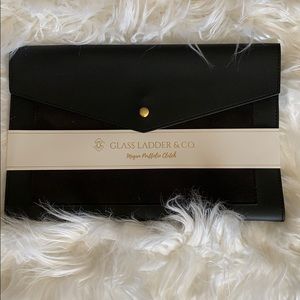 Glass Ladder & Co. Megan Portfilio Clutch
